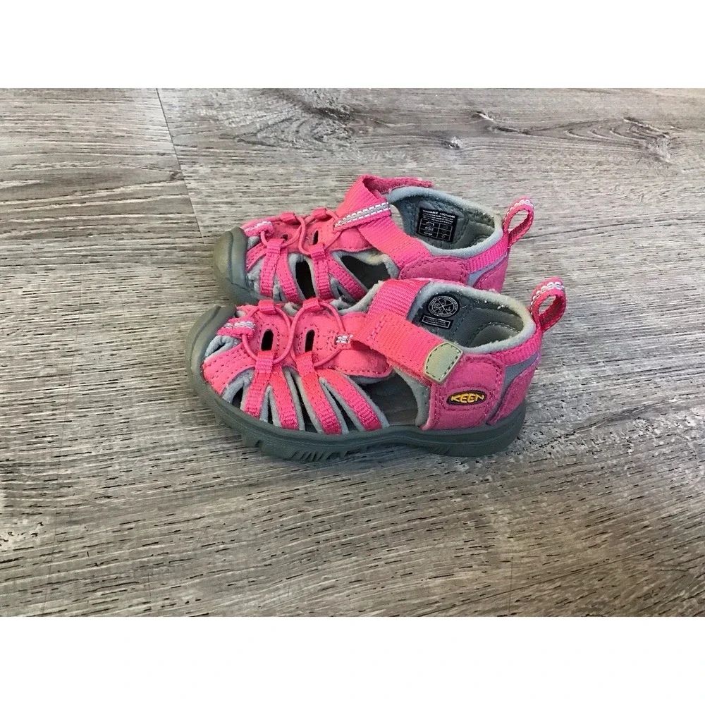Keen Whisper Baby Girls Size 5 Slip On Water Shoes Sandals 1019213